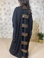 ⁦جلابية ثلاثة قطع⁩ - الصورة ⁦2⁩